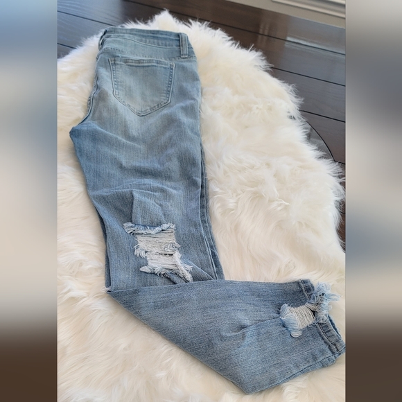 Cello Jeans - Picture 2 of 3